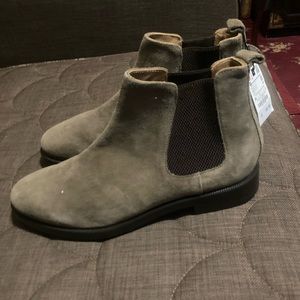 Brand new Zara Chelsea boot size 11